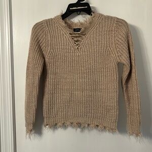 Girl’s Sweater M